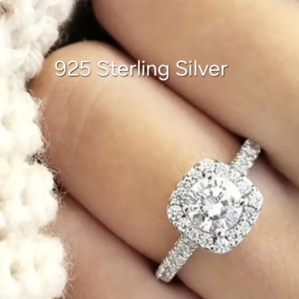 925 Sterling Silver. ZirconSize 7. NWT. Fast Ship. Great Deal. Hypoallergenic.